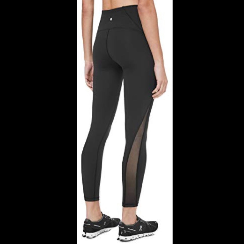 Lululemon black leggings with mesh size 6